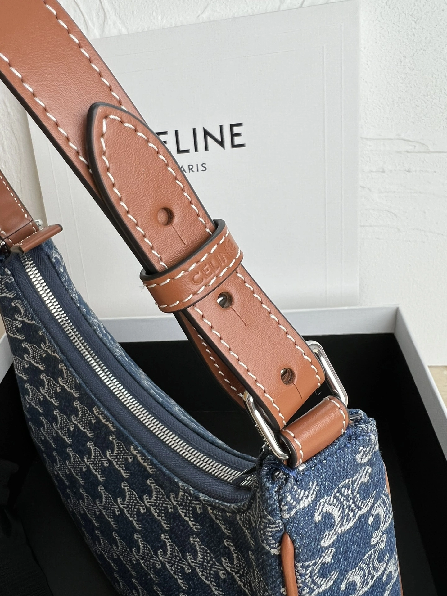 Celine Hobo Bags FreshLook 71820