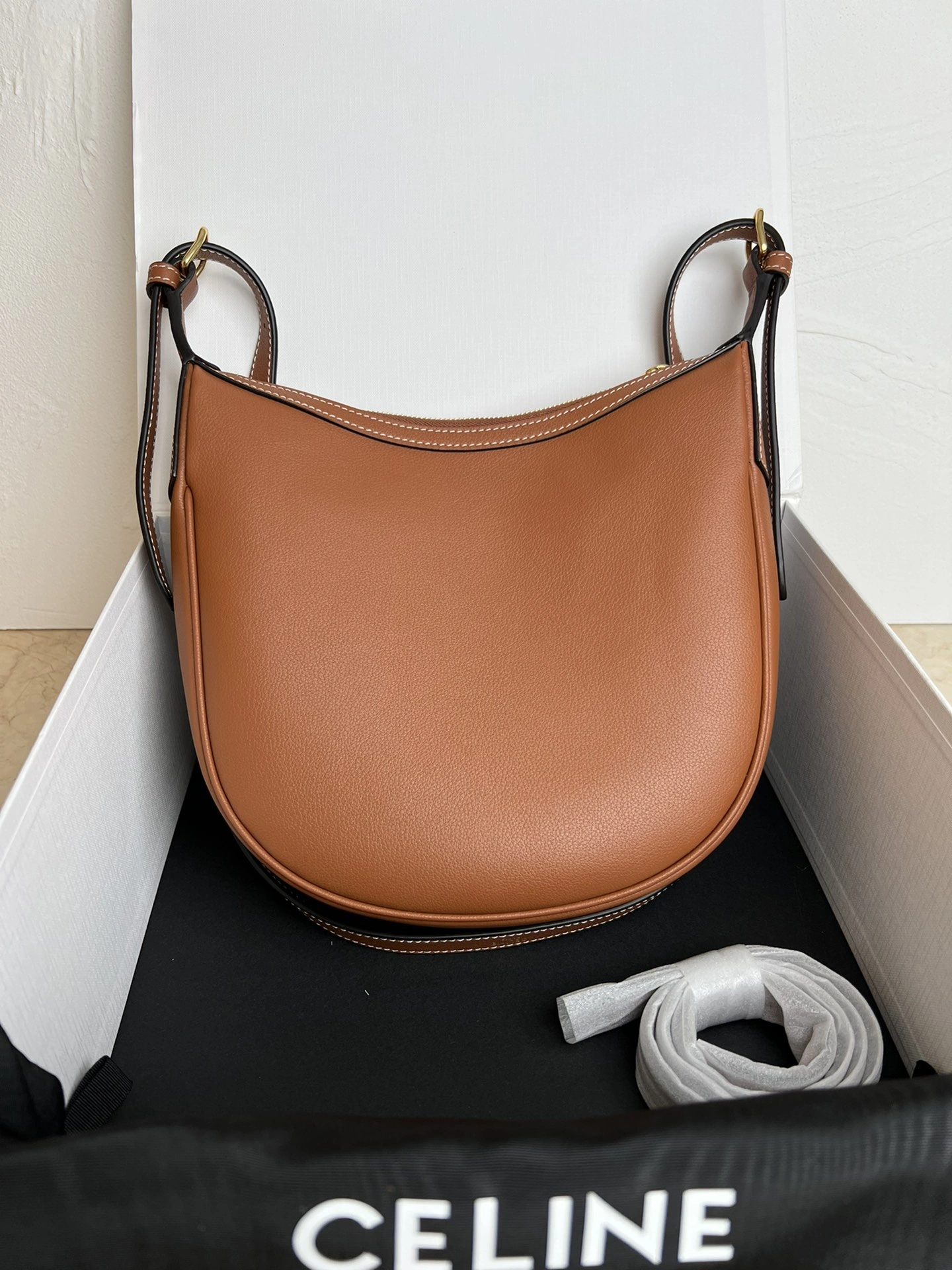 Celine Hobo Bags Attractive 71821