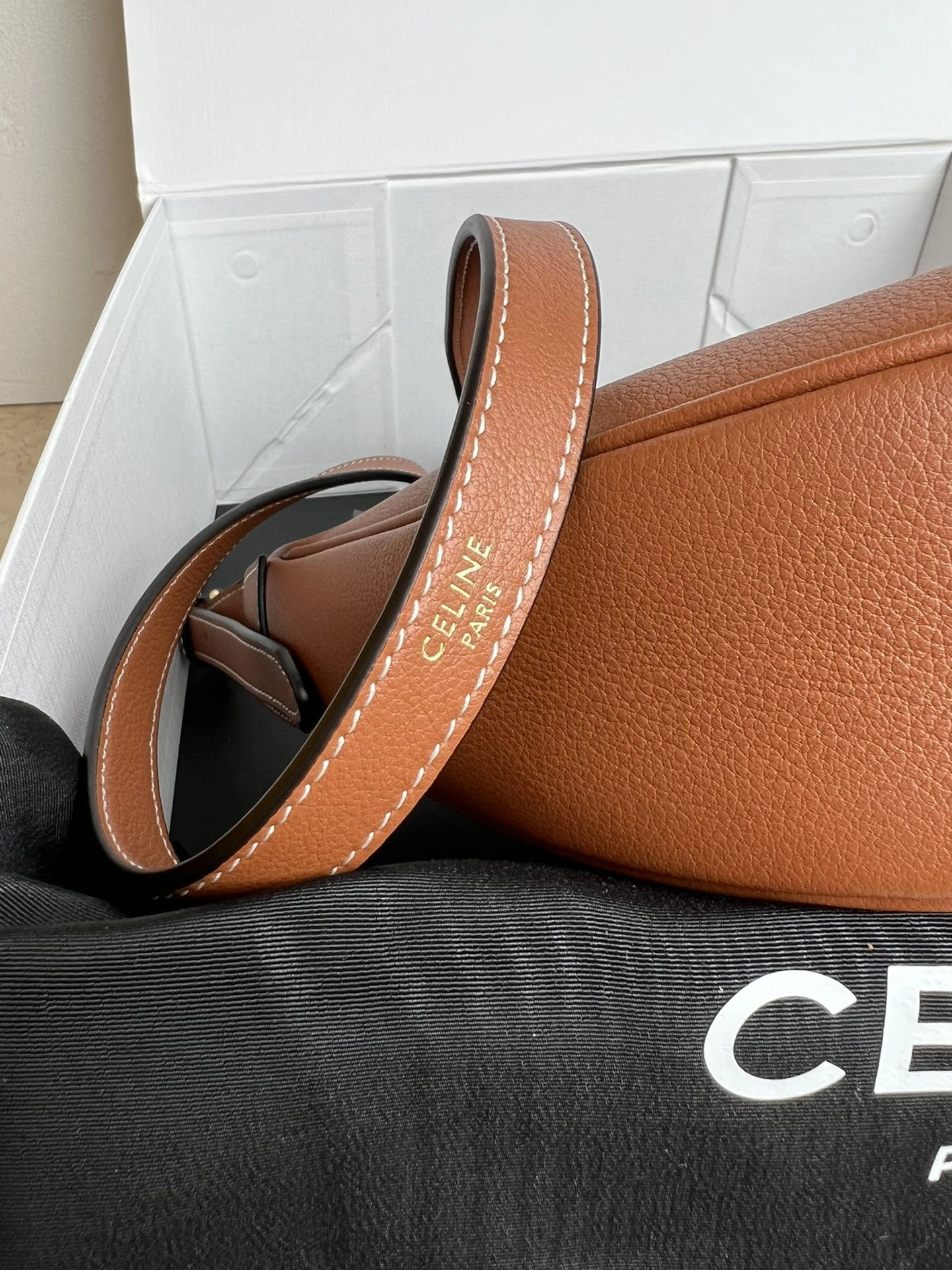 Celine Hobo Bags Attractive 71821
