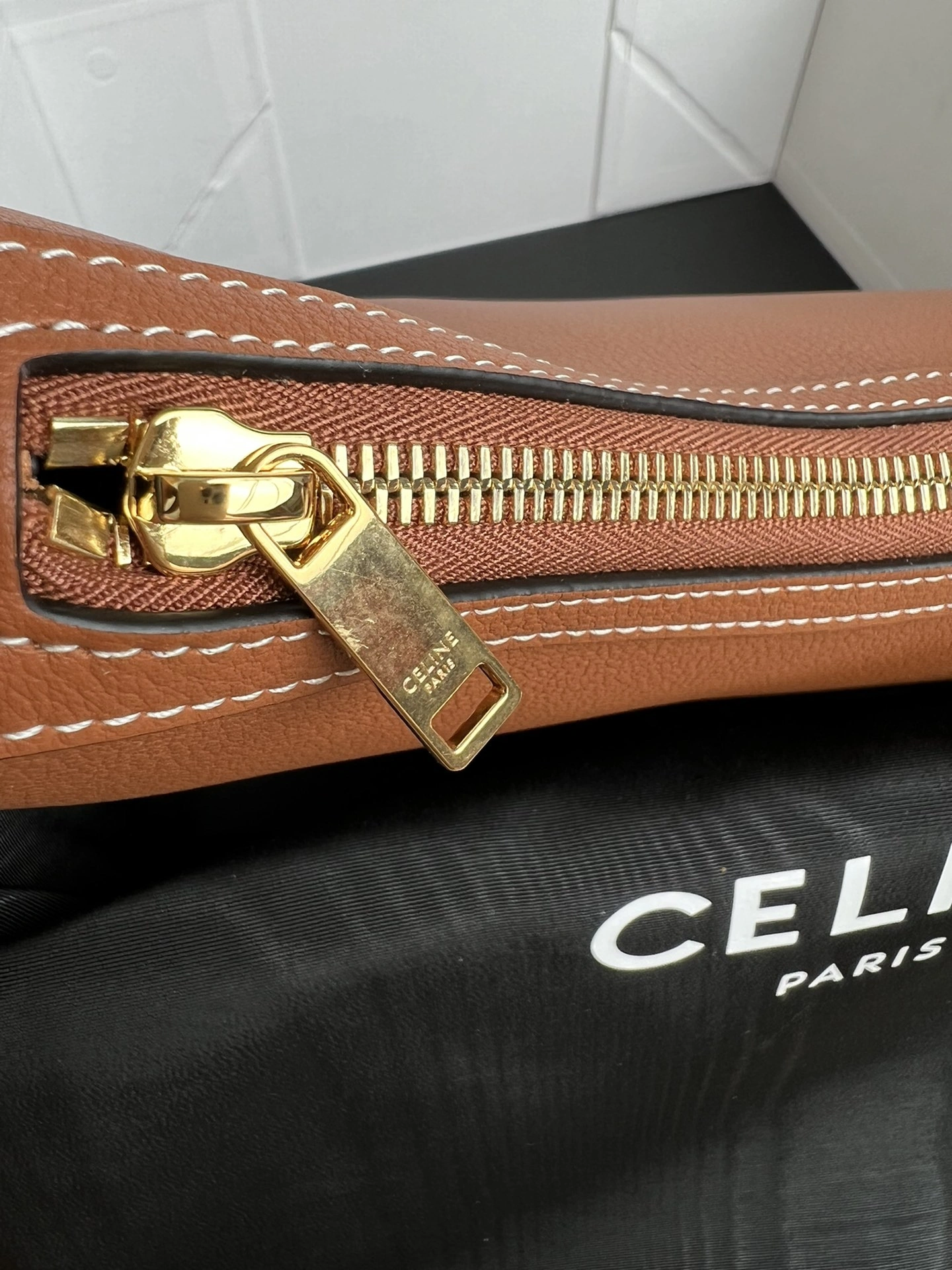 Celine Hobo Bags Attractive 71821