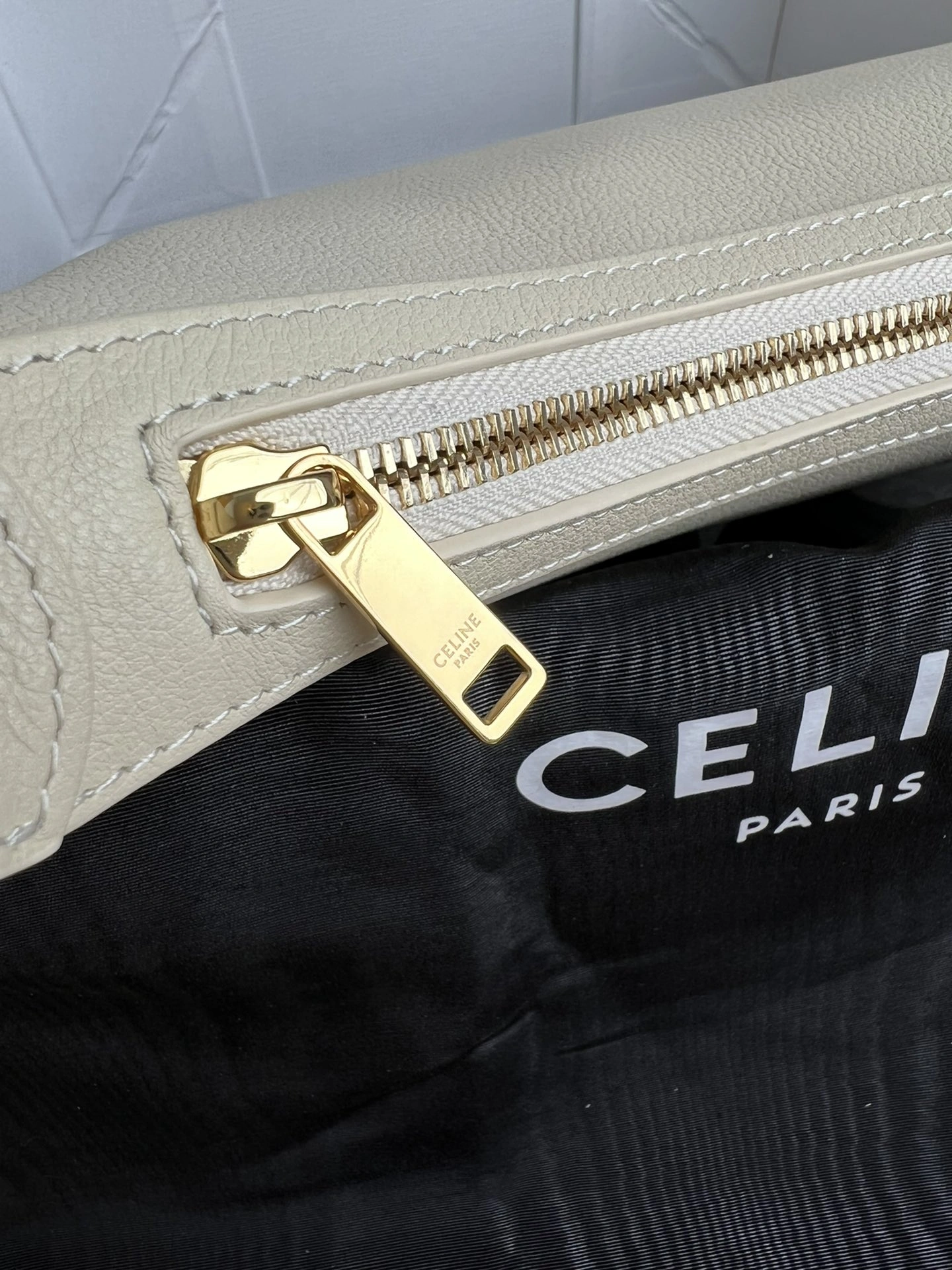 WellDesigned Celine Hobo Bags 71809