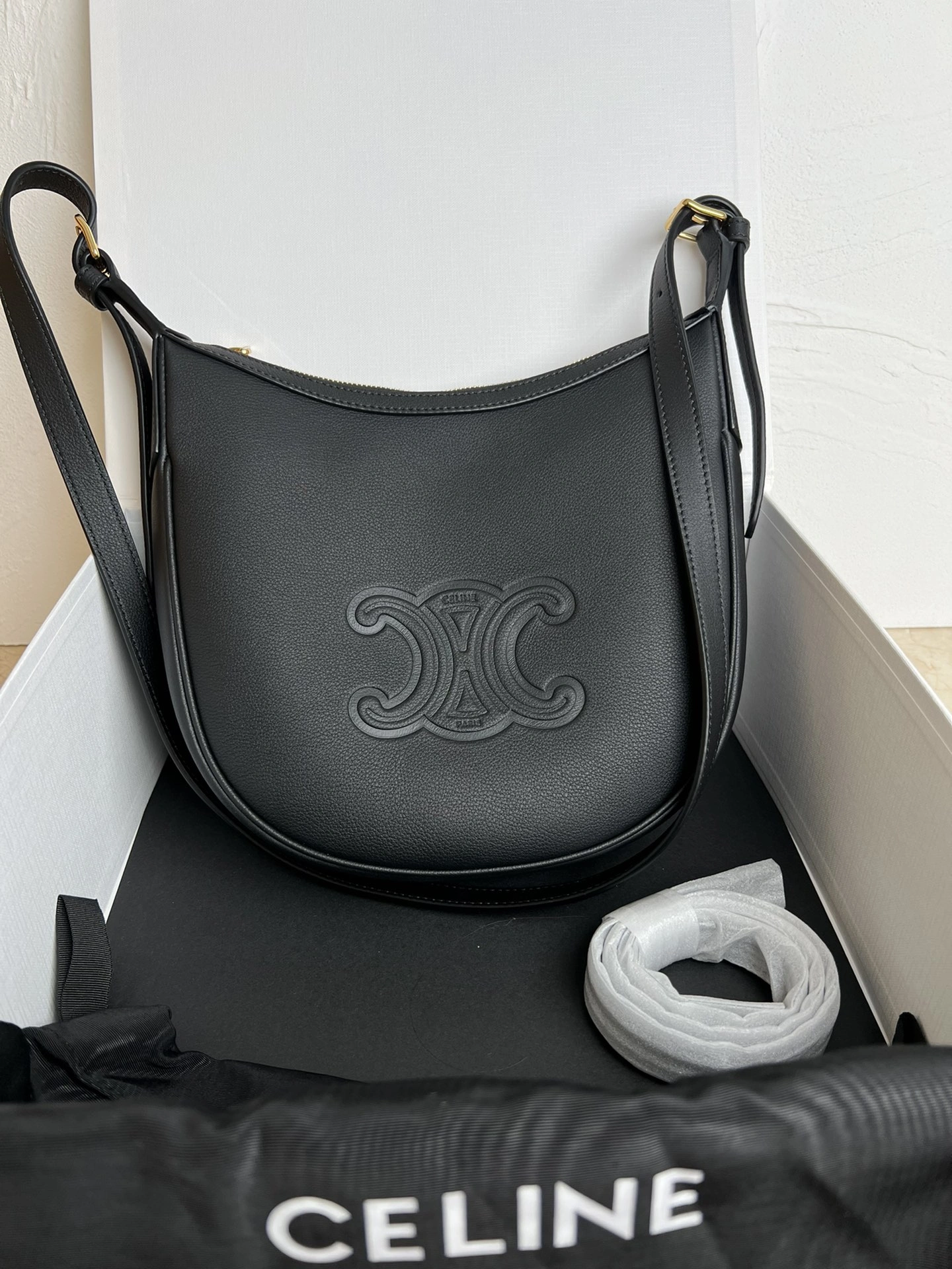 Trendsetting Celine Hobo Bags 71834