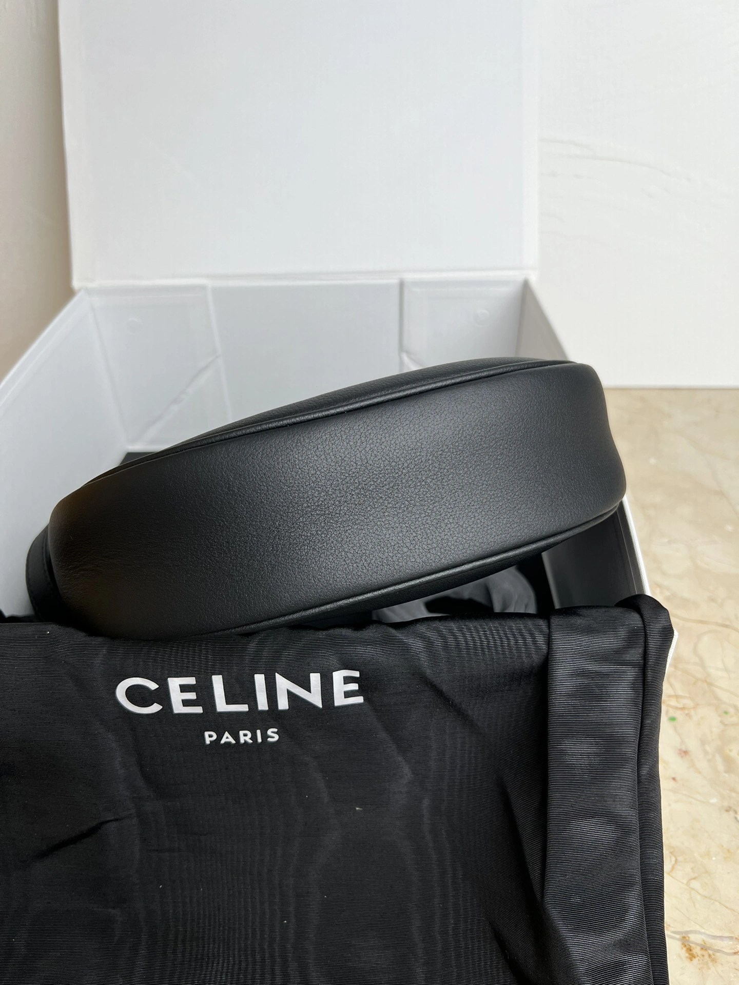 Trendsetting Celine Hobo Bags 71834