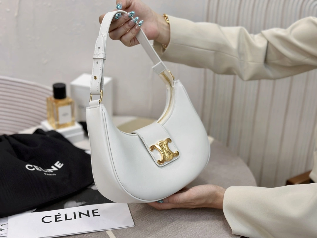 Celine Hobo Bags Bold 94642