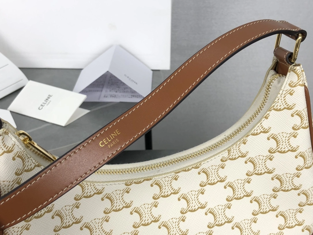 Breathable Celine Hobo Bags 94638