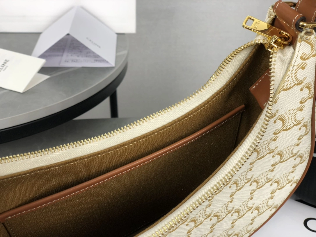 Breathable Celine Hobo Bags 94638