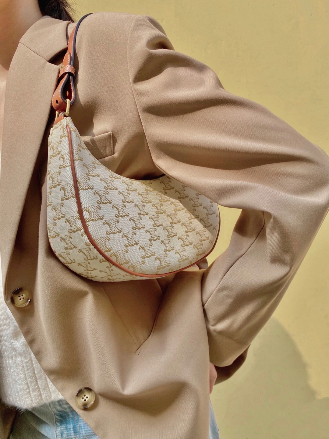 Breathable Celine Hobo Bags 94638