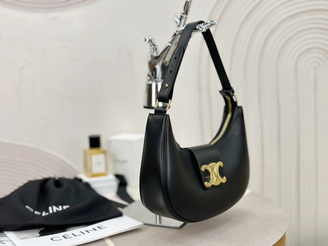 Celine Hobo Bags OnTrend 94623