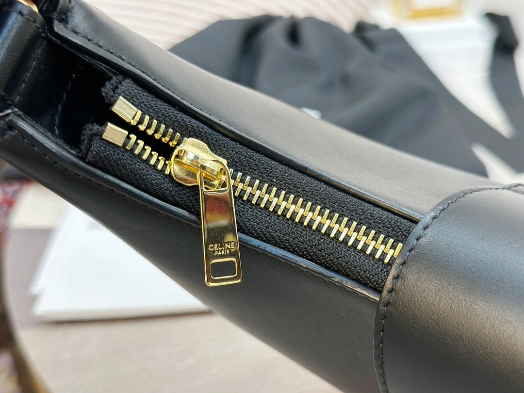 Celine Hobo Bags OnTrend 94623