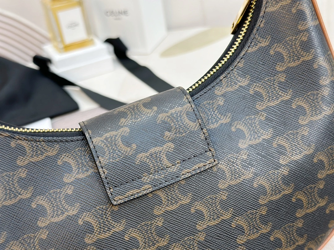 Cozy Celine Hobo Bags 94622