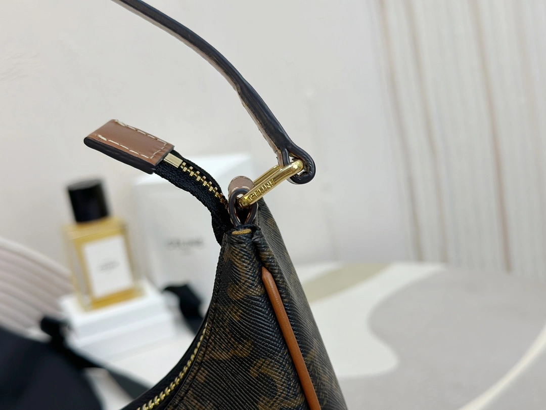 Cozy Celine Hobo Bags 94622