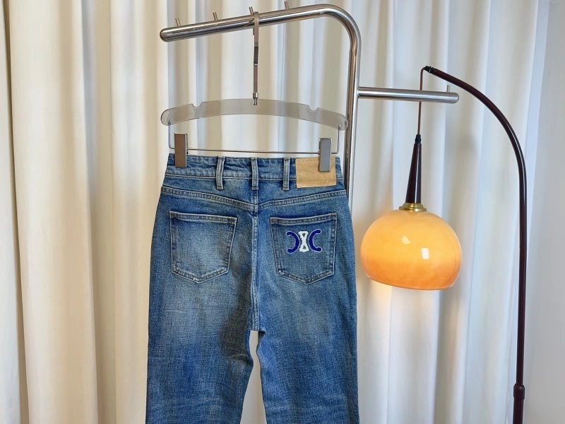 Celine Jeans Reliable 106984