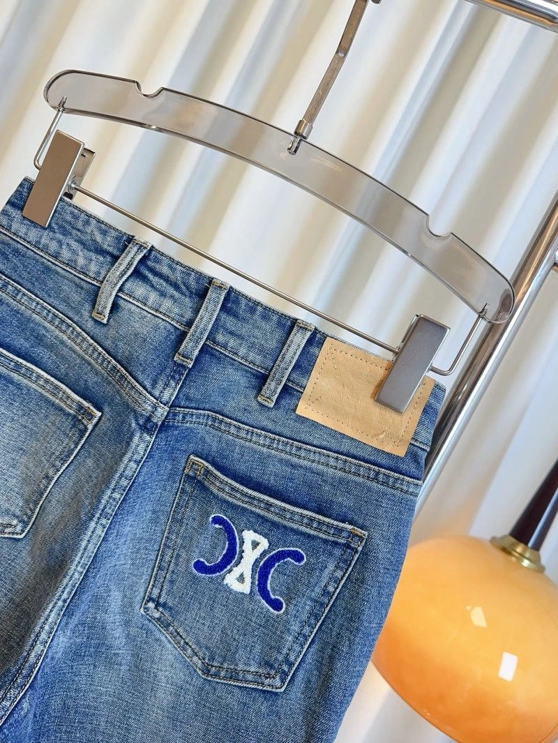 Celine Jeans Reliable 106984
