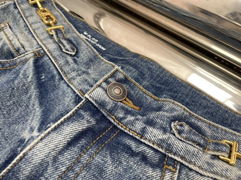 Celine Jeans Compact 106827