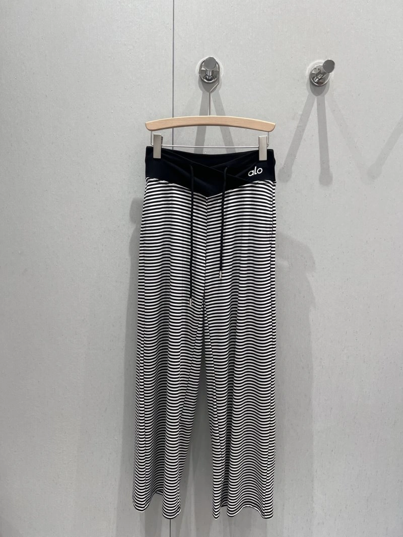 Celine Long Pants Timeless 106834