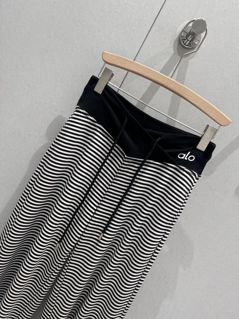 Celine Long Pants Timeless 106834