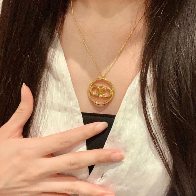 Celine Necklaces Cozy 218611
