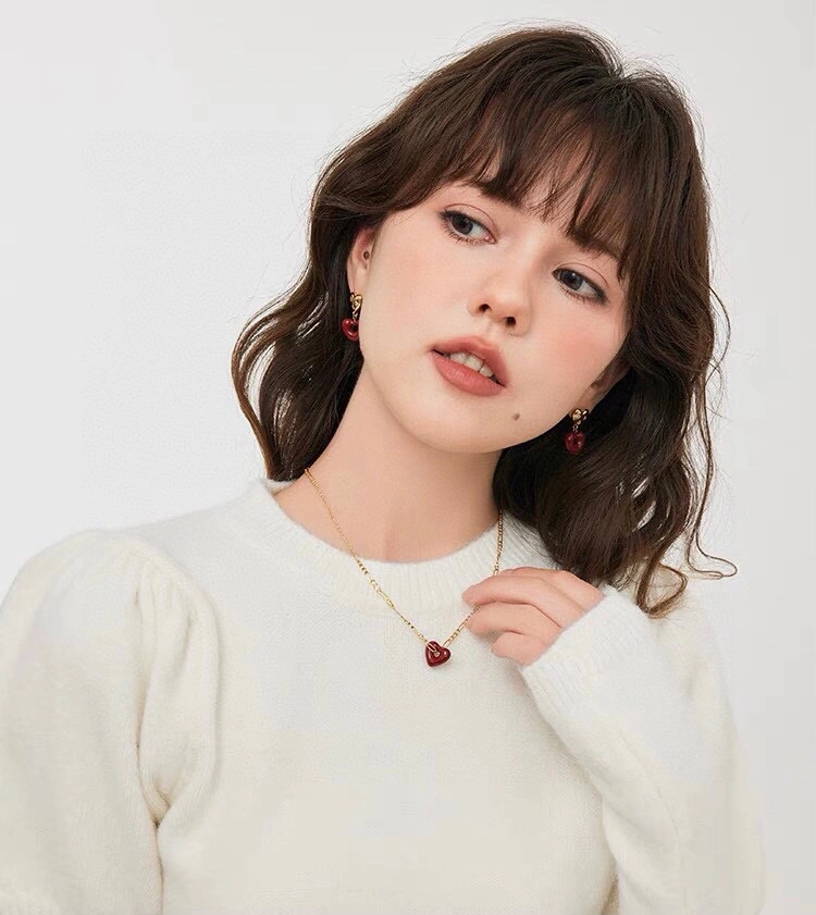 Cozy Celine Necklaces 218686