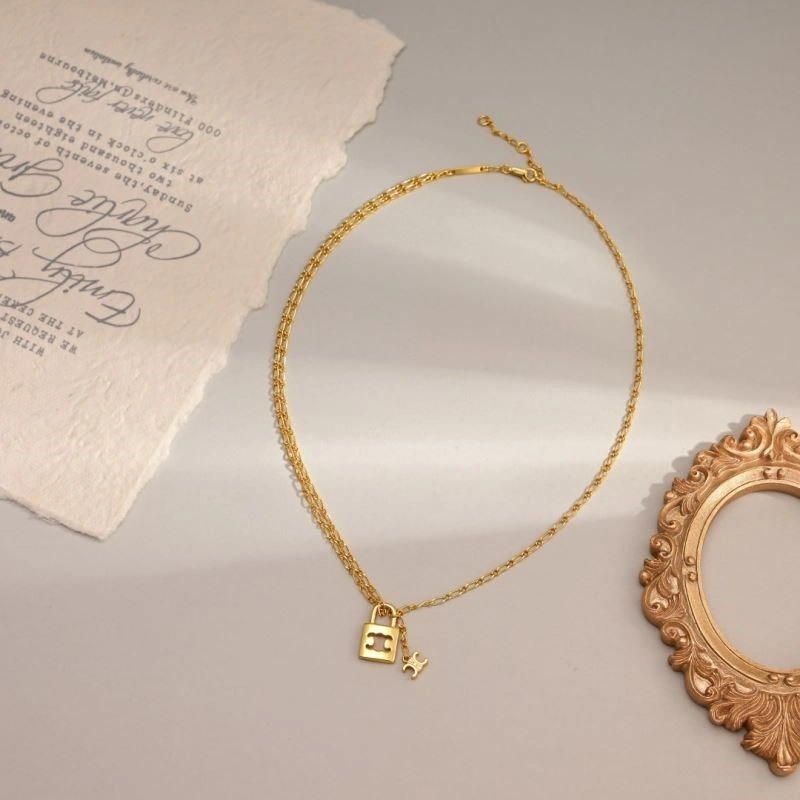 Celine Necklaces Trendy 218038