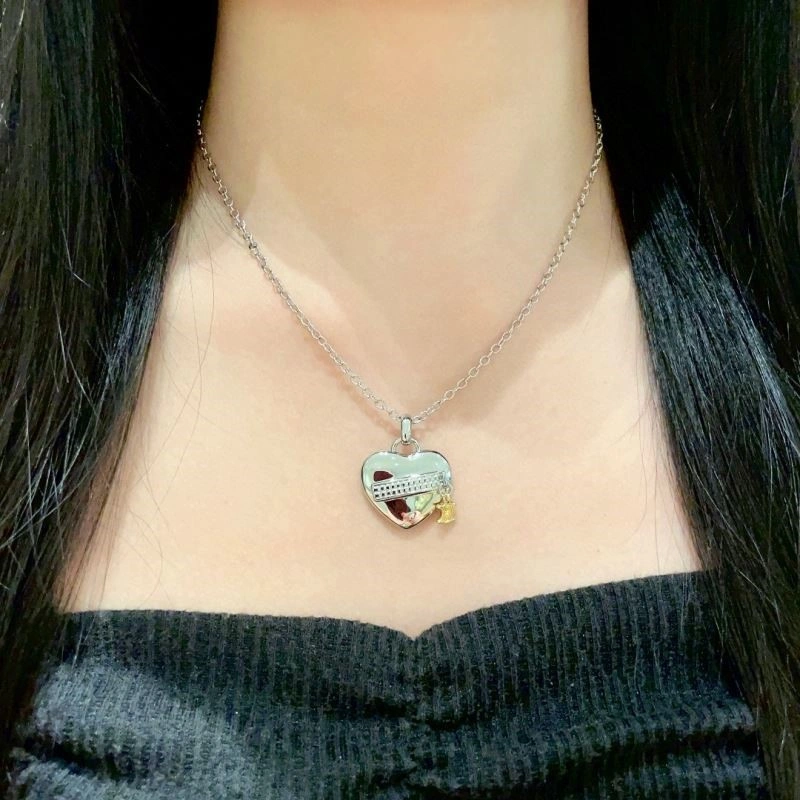 Celine Necklaces Affordable 217975