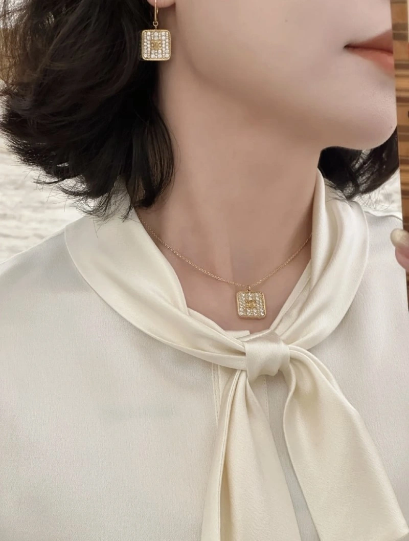 Celine Necklaces SmoothTexture 217968
