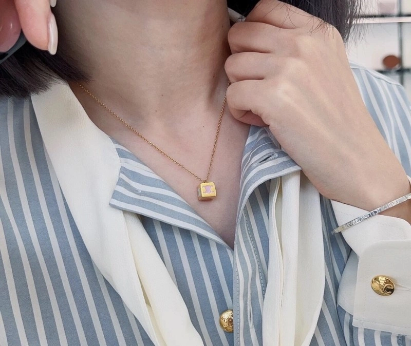 Refined Celine Necklaces 217830