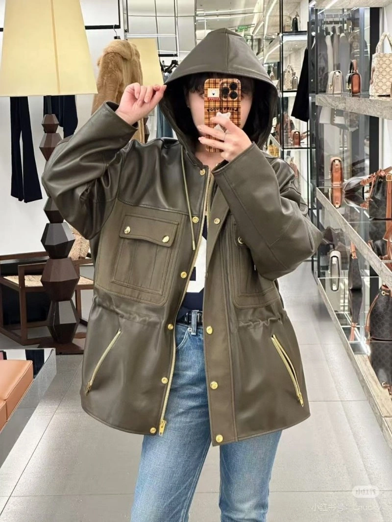 Comfortable Celine Outwear 107034