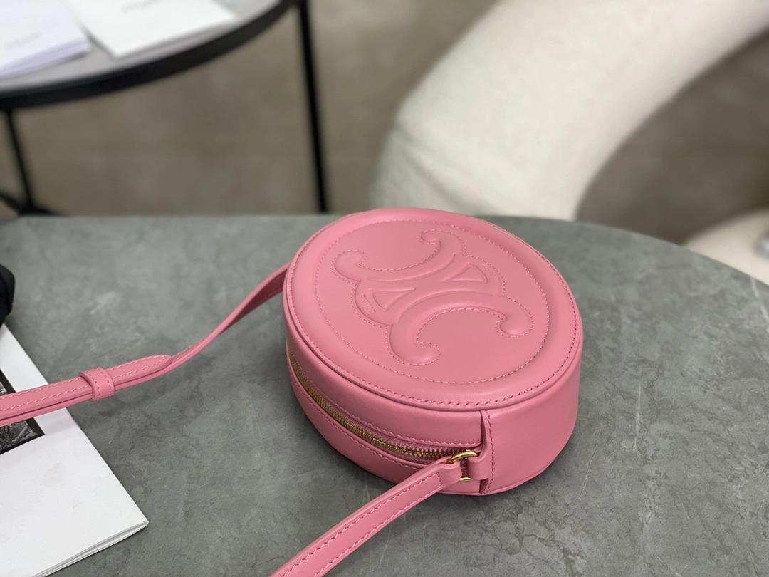 Breathable Celine Round Bags 94626
