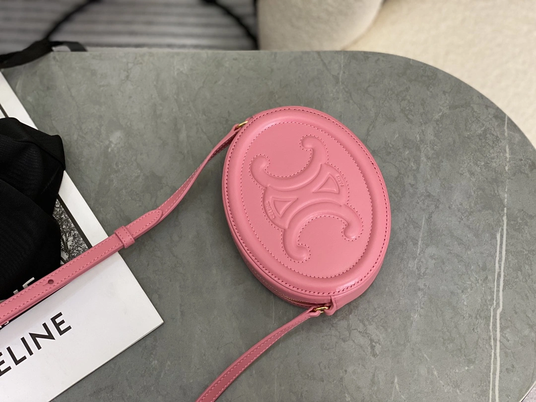 Breathable Celine Round Bags 94626