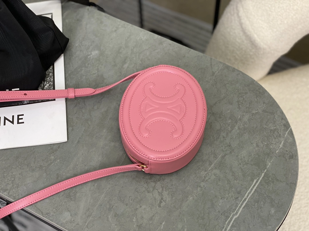 Breathable Celine Round Bags 94626