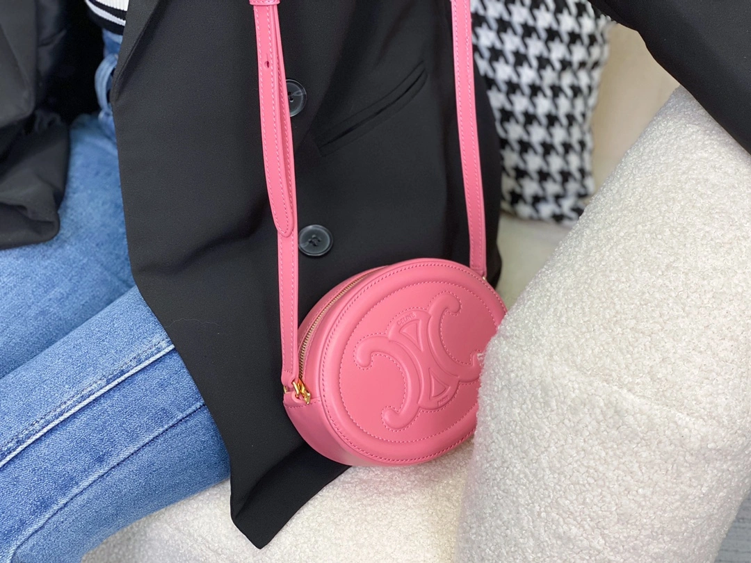 Breathable Celine Round Bags 94626