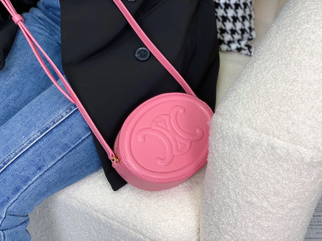 Breathable Celine Round Bags 94626