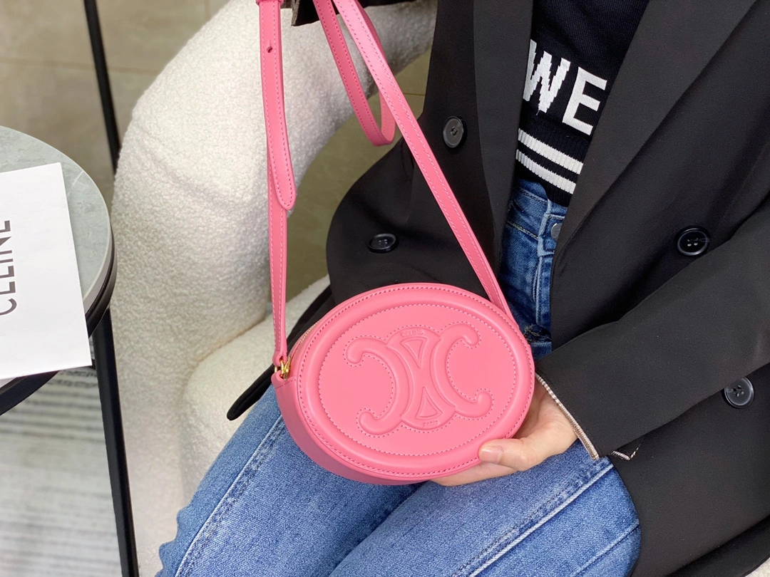 Breathable Celine Round Bags 94626