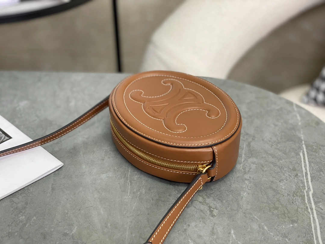 Celine Round Bags Thermal 94600