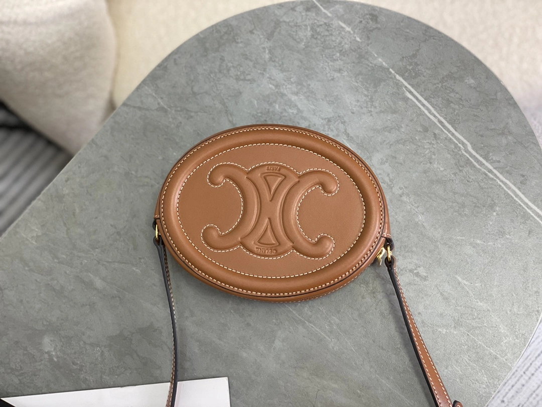 Celine Round Bags Thermal 94600