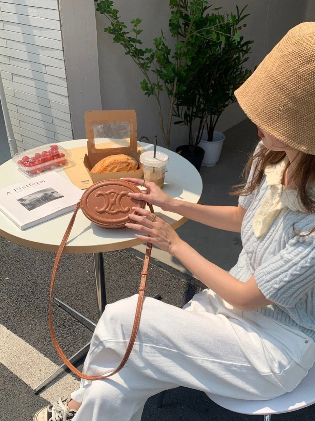 Celine Round Bags Thermal 94600