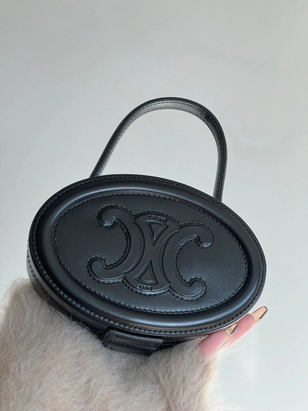 Celine Round Bags BestValue 94597