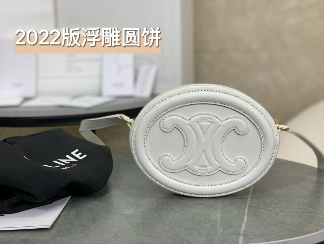 Celine Round Bags Effortless 94596