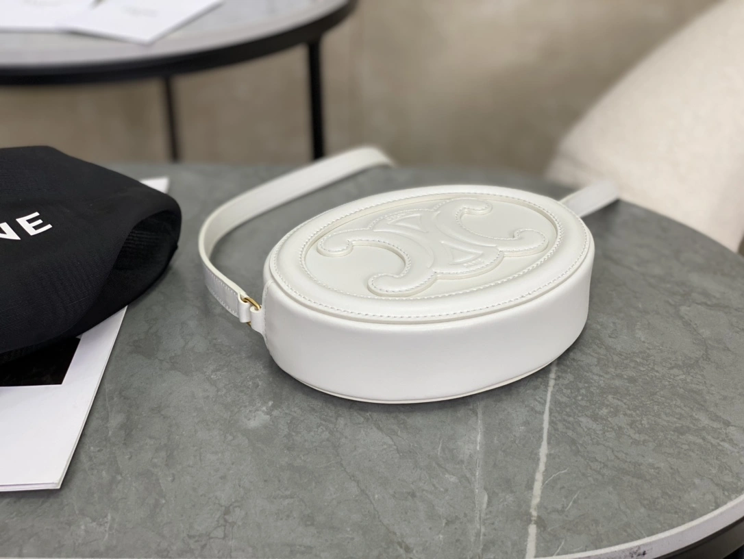 Celine Round Bags Effortless 94596