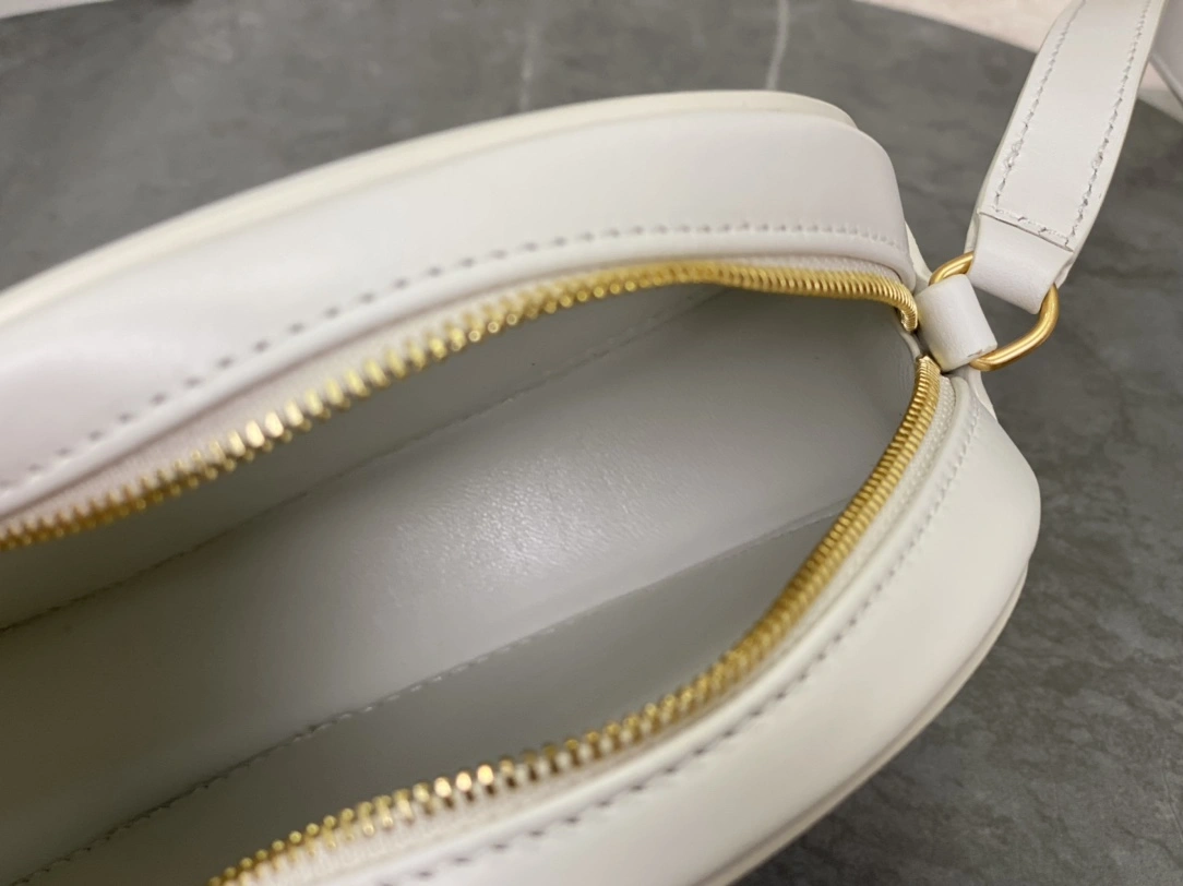 Celine Round Bags Effortless 94596