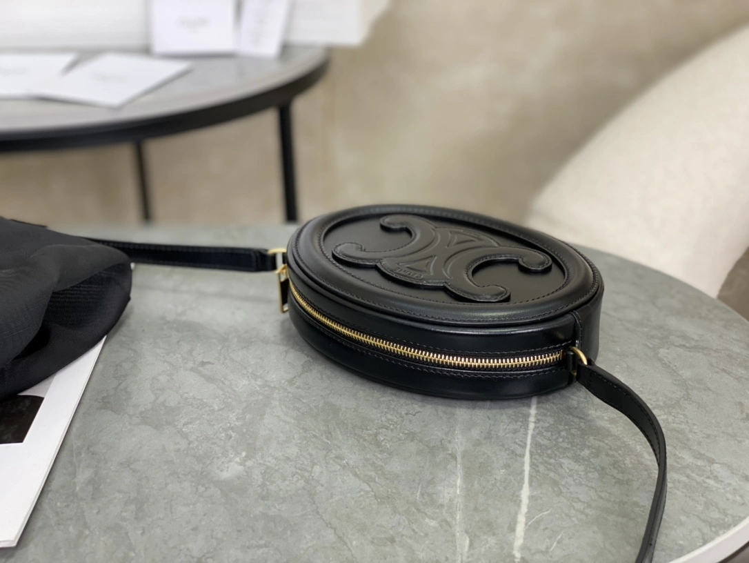 Youthful Celine Round Bags 94595