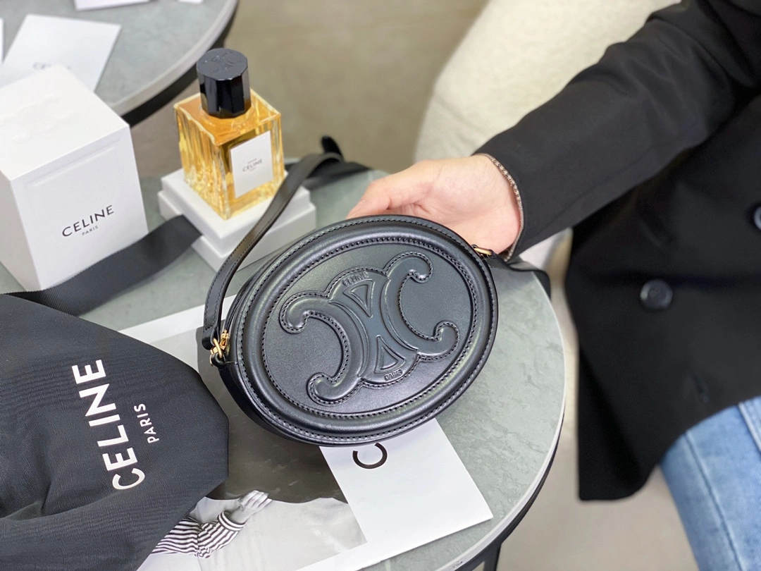 Youthful Celine Round Bags 94595