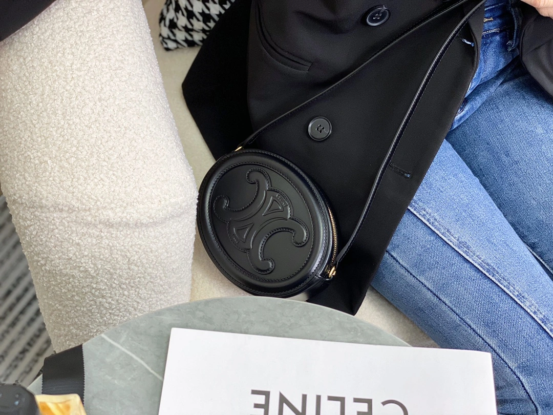 Youthful Celine Round Bags 94595