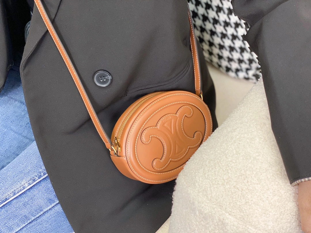 Trendsetting Celine Round Bags 94593