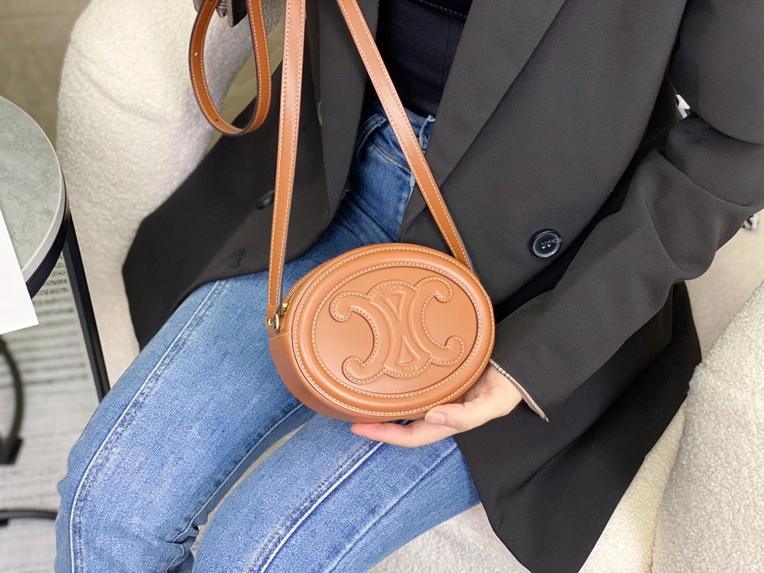 Trendsetting Celine Round Bags 94593