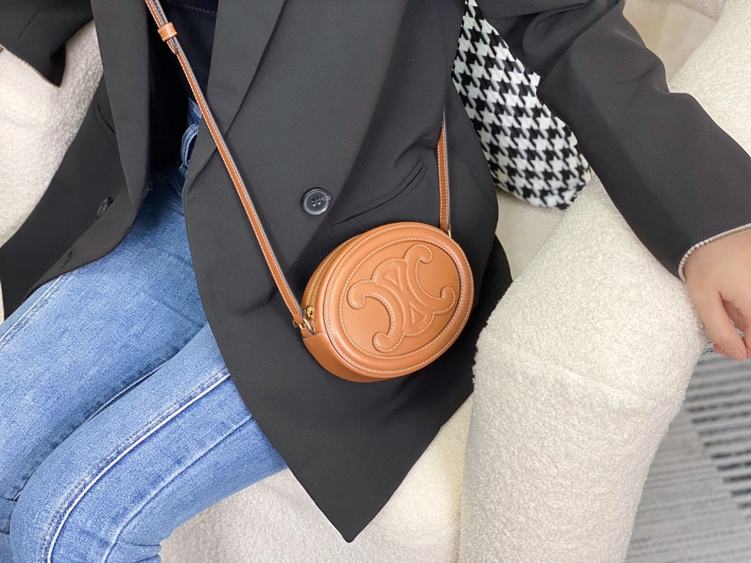 Trendsetting Celine Round Bags 94593