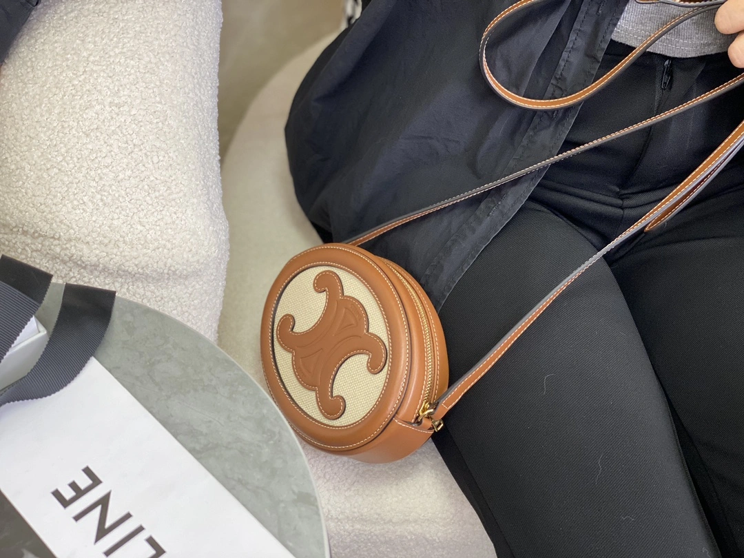 Stretchable Celine Round Bags 94592