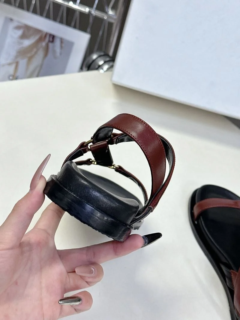Fashionable Celine Sandals 10384