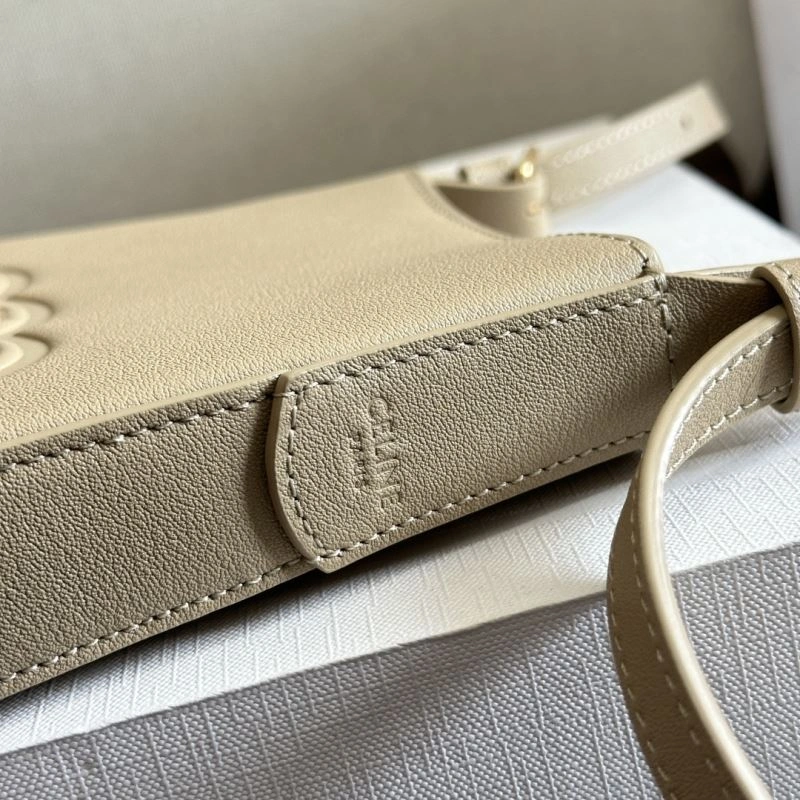 Effortless Celine Satchel Bags 60393