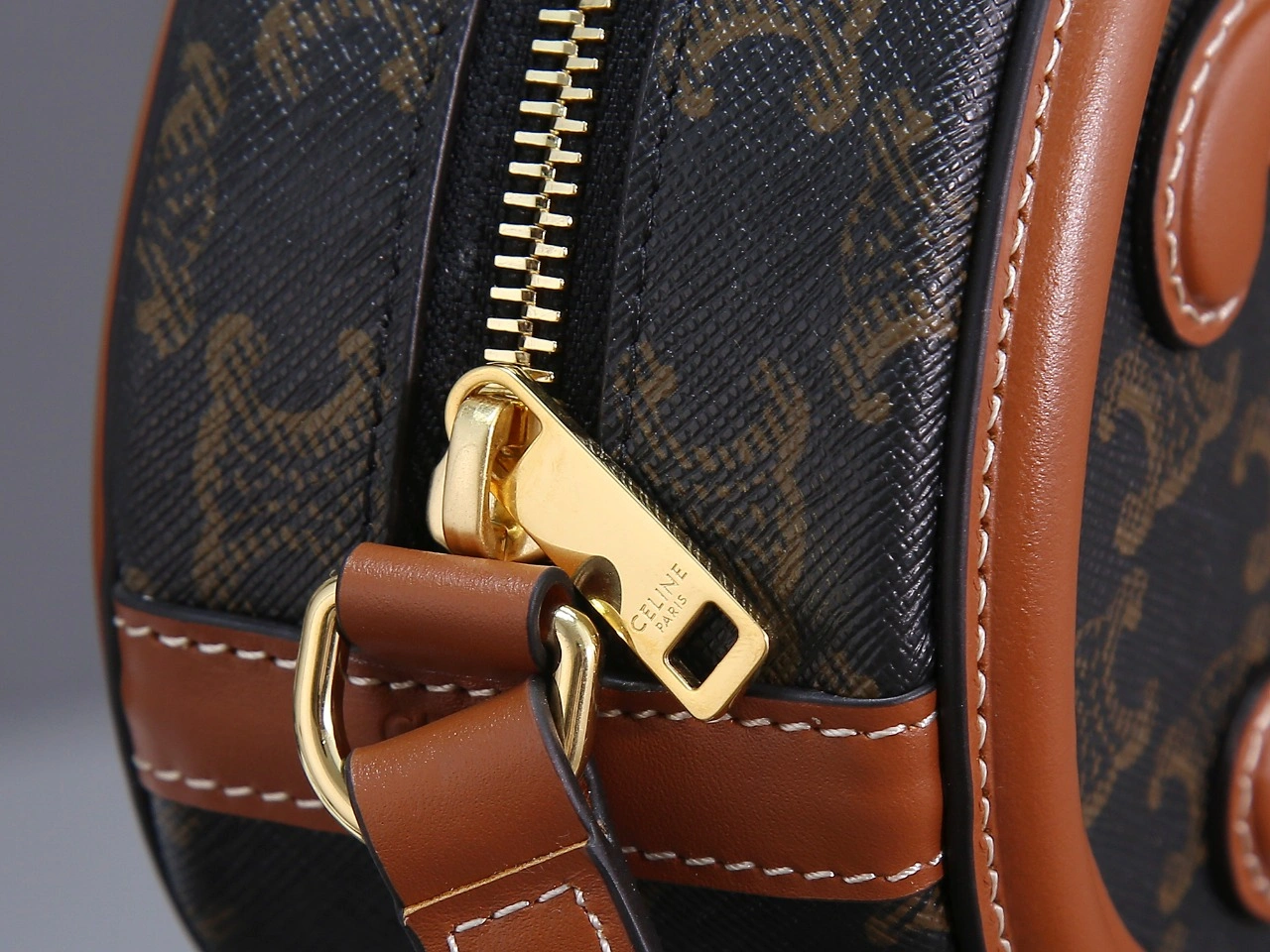 Breathable Celine Satchel Bags 78462